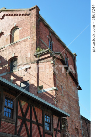 Handa Red Block Building 5667244