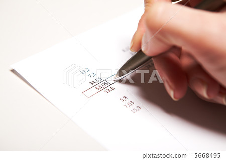 Working with document Working with document 5668495