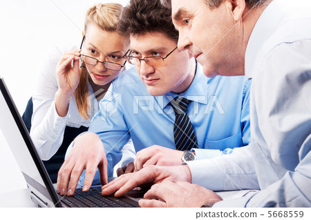 Computer work 5668559