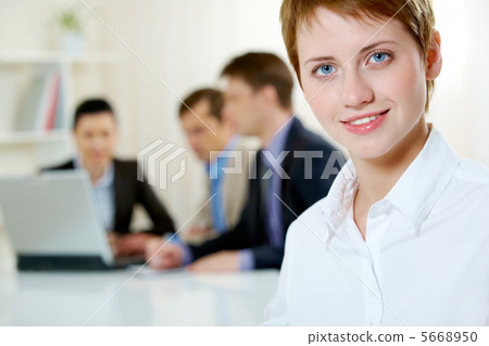 Female leader 5668950