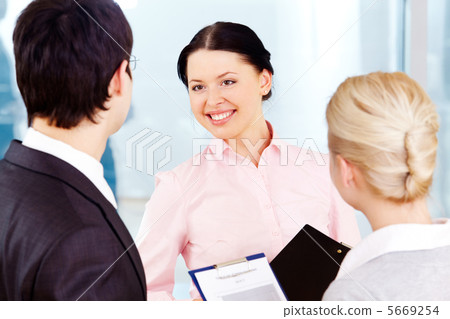 During conversation During conversation 5669254