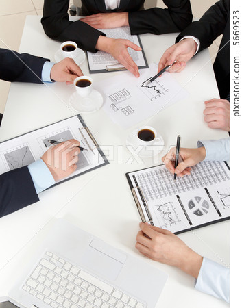 Consultation 5669523