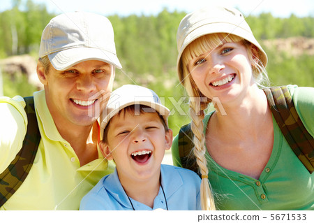 Happy travelers 5671533