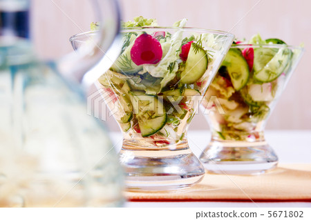 Salad Salad 5671802