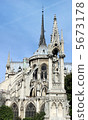 Notre Dame Cathedral 5673178