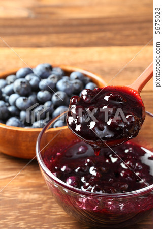 Blueberry's configuration tulle Blueberry's configuration tulle 5675028