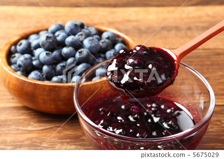 Blueberry's configuration tulle Blueberry's configuration tulle 5675029