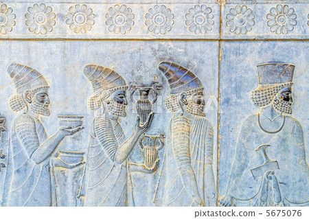 波斯波利斯雕塑，巴士救濟（伊朗，波斯波利斯遺址） 5675076