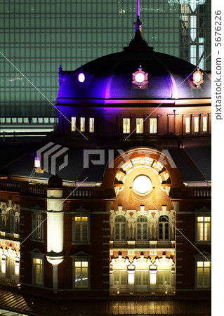 Tokyo Station Night view 5676226