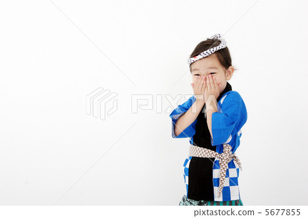 夏天節日的一個女孩 5677855