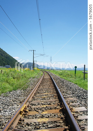 Blue sky and track 5679005