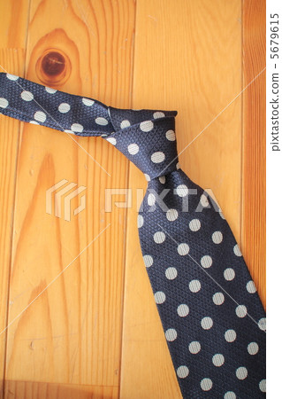 Polka dot tie Father's Day image 5679615