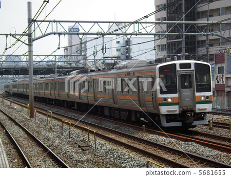 宇都宮線211系列西川口站 5681655