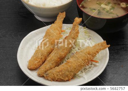 Sashimi fried 5682757