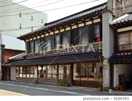 Takaoka walk / Sano family house 5686593