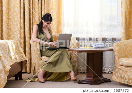 Working with laptop 5687272