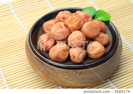 Salted plum  5688174