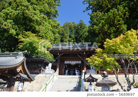 Sakurayama Hachimangu Shrine of the Takayama festival in autumn 5689697