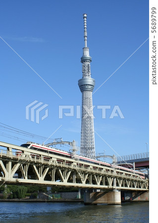 天空樹和特快 5689799