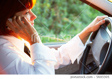 Calling in car Calling in car 5693305
