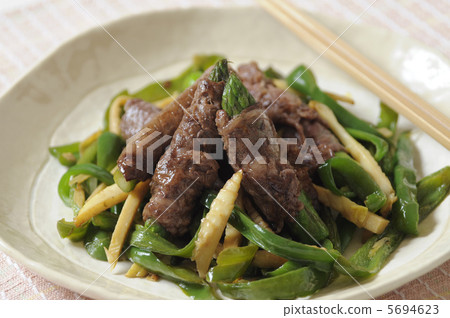 Meat wrapped asparagus Meat wrapped asparagus 5694623