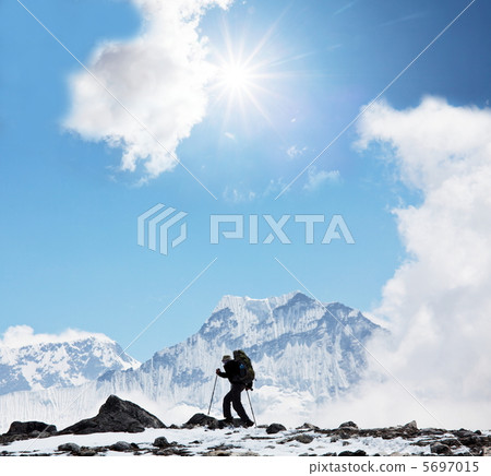 Hike Hike 5697015