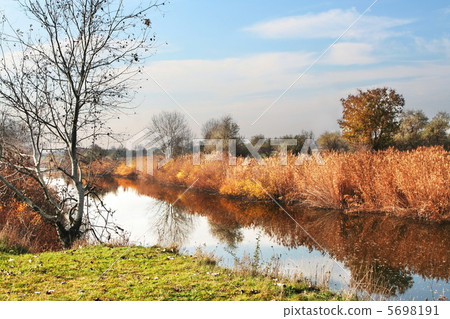 Autumn river Autumn river 5698191