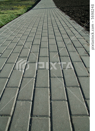 Asphalt alley Asphalt alley 5698248