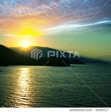 Sea sunset 5698417