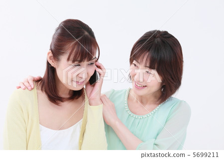 A woman who enjoys conversation A woman who enjoys conversation 5699211