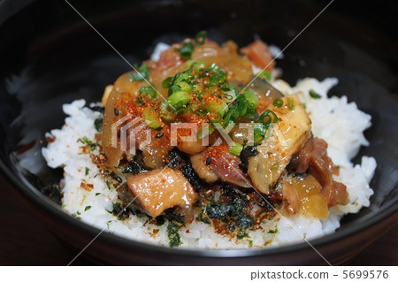 Yakitori-don 5699576