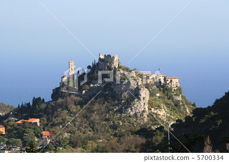 Ez Village where the medieval townscape remains 5700334