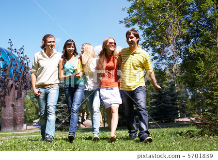Walking together Walking together 5701839
