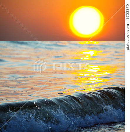 Sea sunsets Sea sunsets 5703570