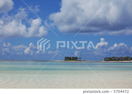 Maldives 5704472