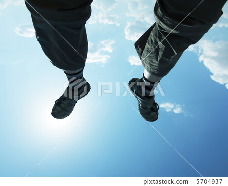 Feet Feet 5704937
