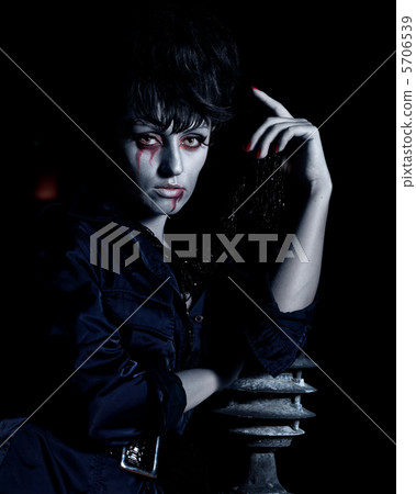 Halloween vampire Halloween vampire 5706539