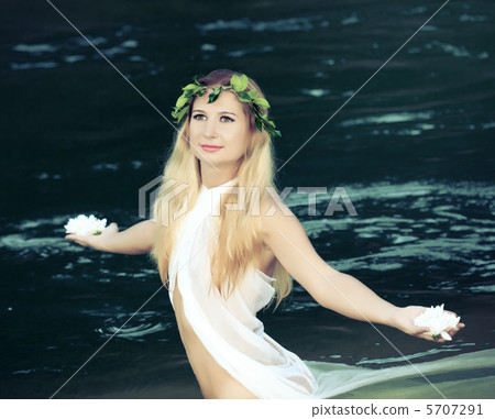 Forest nymph 5707291