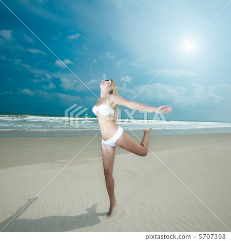 Beach Beach 5707398