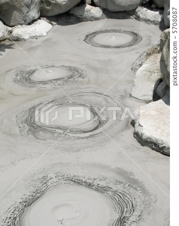 Hell in the city of Beppu, Oita Prefecture 5708087