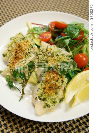 Grilled cod cracked bread crumb with cod 5708273
