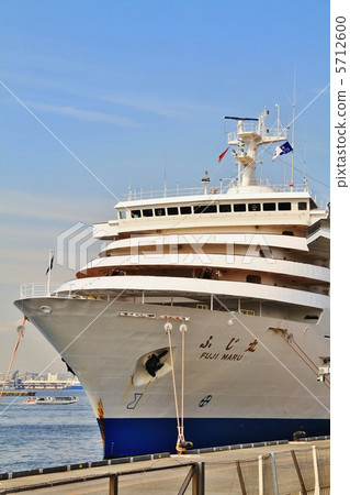 Luxury cruise ship Fujimaru Luxury cruise ship Fujimaru 5712600