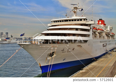 Luxury cruise ship Fujimaru Luxury cruise ship Fujimaru 5712601