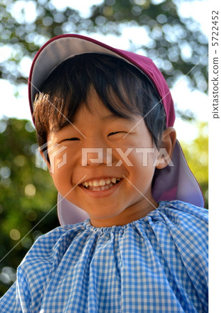 Kindergarten portrait 5722452