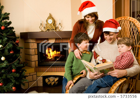 Family at home 5733556