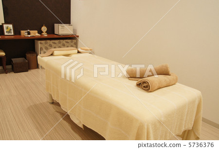 Esthetic Room 5736376