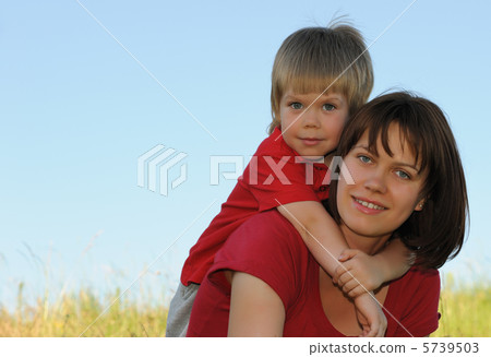 Mother and the son 5739503