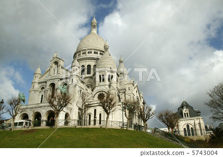 Sacred · Cool Temple 5743004