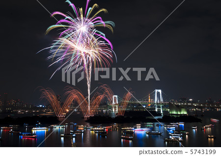 台場的煙花 5743199