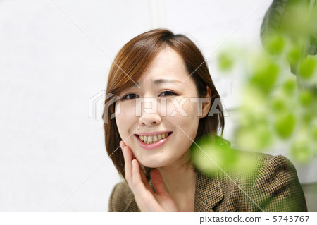 一個有點困擾的女人 5743767